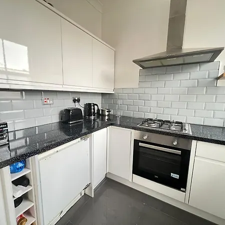 Comfortable 1-Bedroom Apartment In The Heart Of Londres Extérieur photo