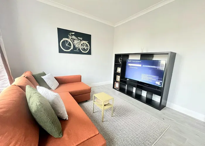 Comfortable 1-Bedroom Apartment In The Heart Of London